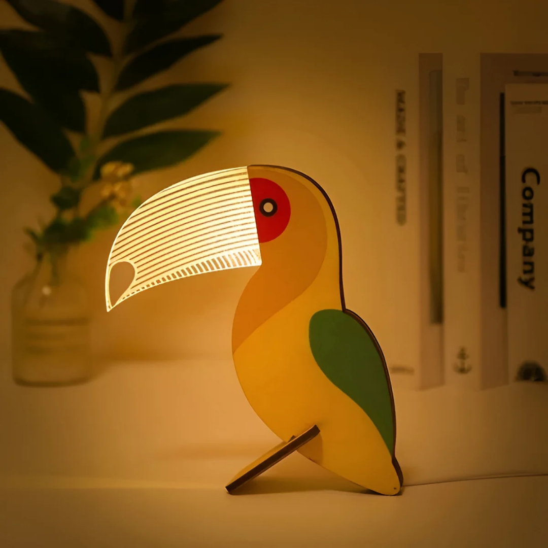 Nordic Wooden Animal LED Table Lamp in Toucan, 13 x 19 cm