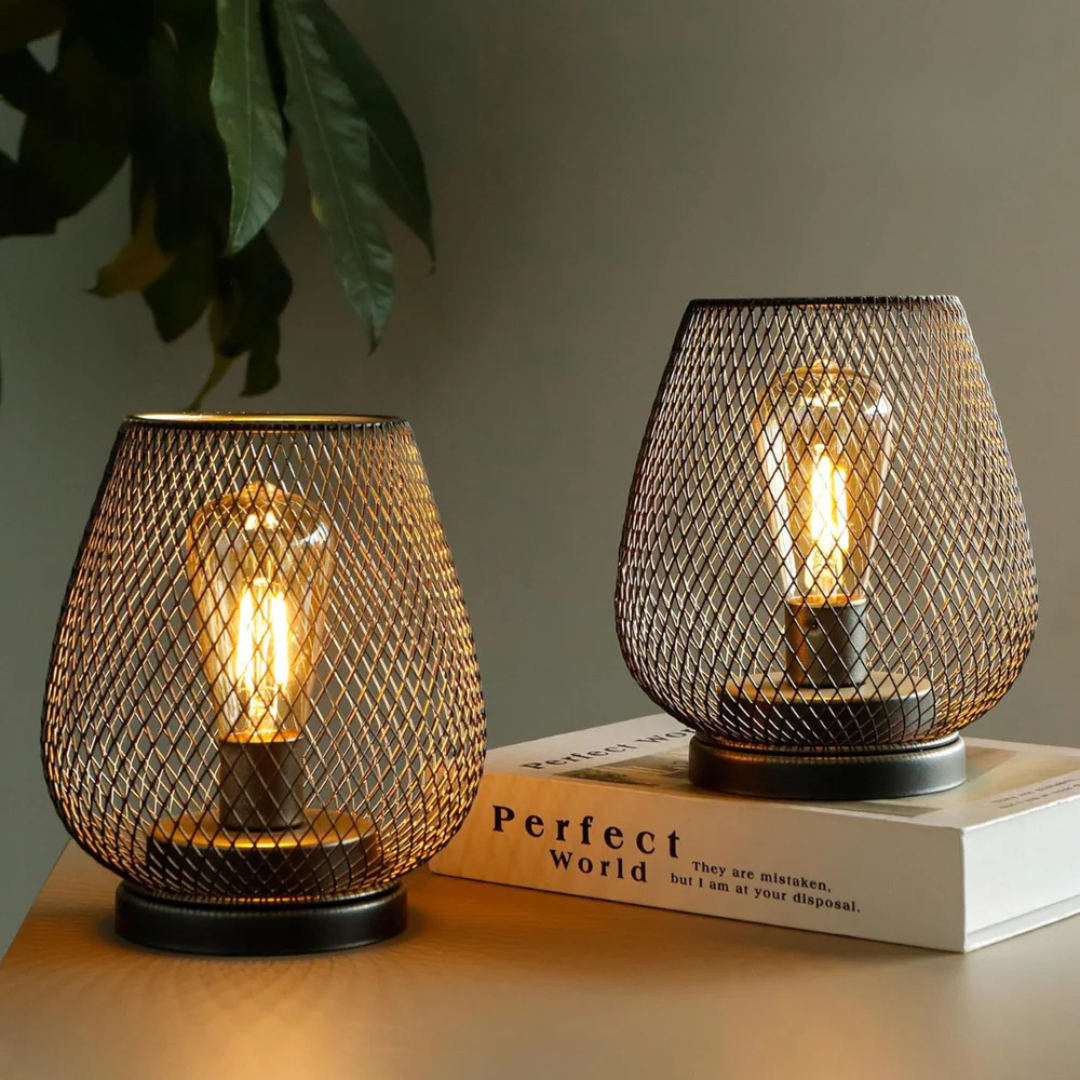 Portable Cordless LED Table Lamp in Ø 15.5cm x H 17cm (Ø 6.1" x H 6.7")