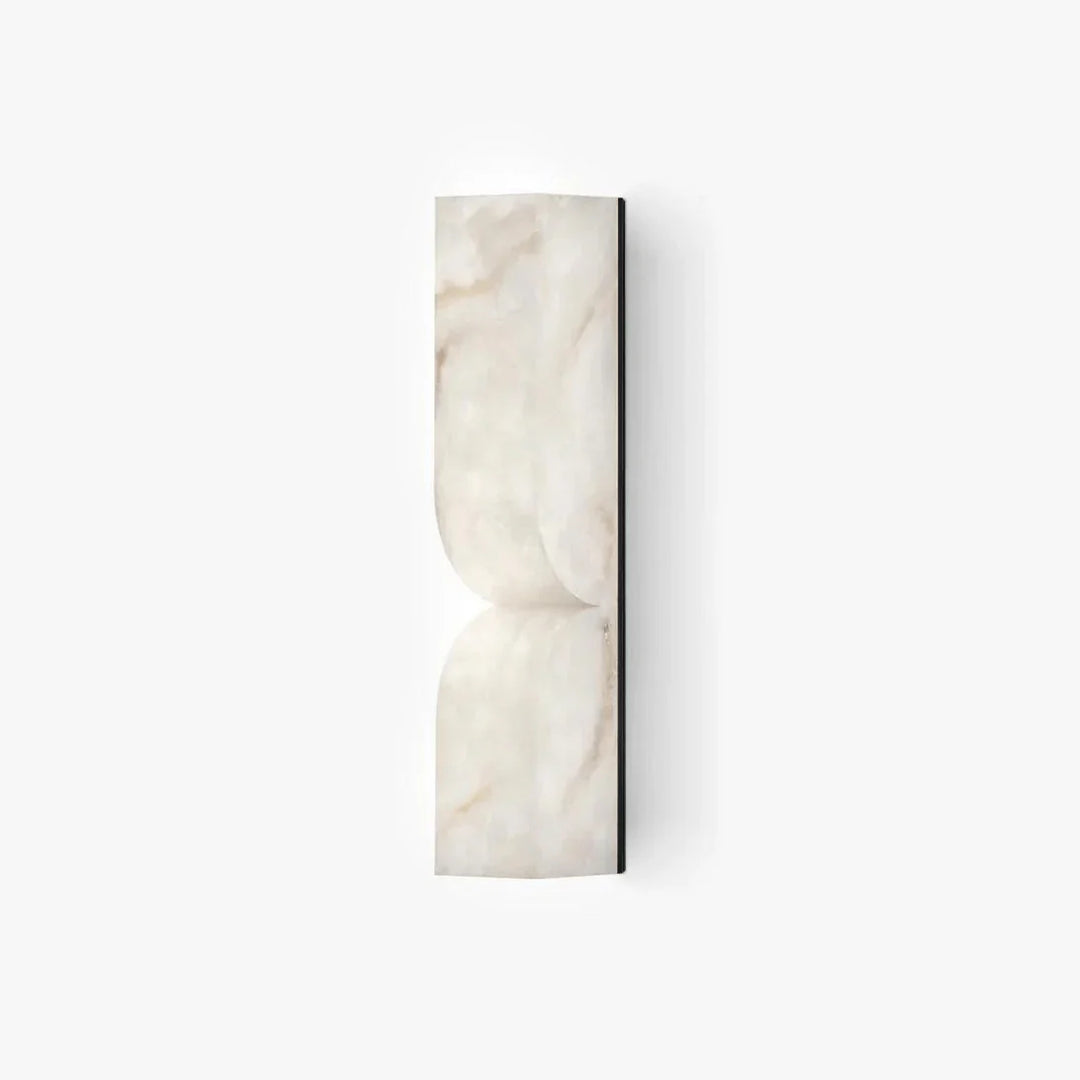 Vertical Alabaster Wall Sconce in 7.6 x 36 cm - View 2