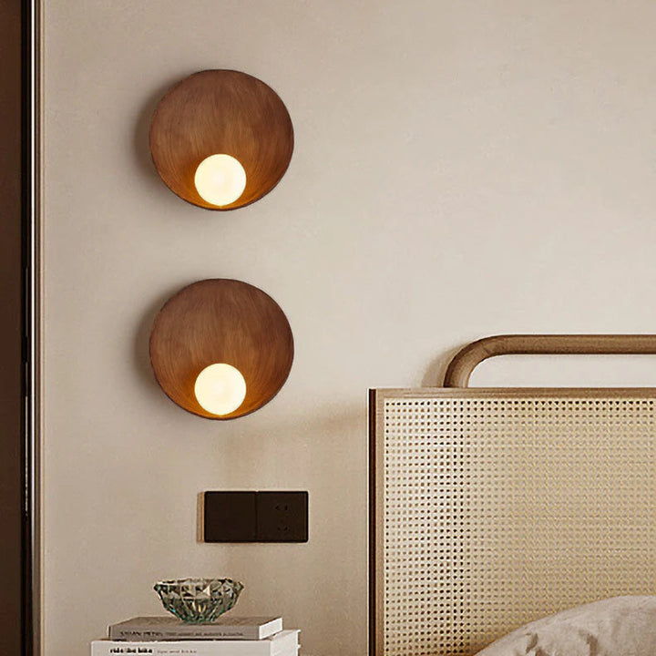 Modern Iron and Resin Wall Light Sconce - Minimalist Design with G4 Socket, 23 cm Diameter, Available in White or Wood Finish 1