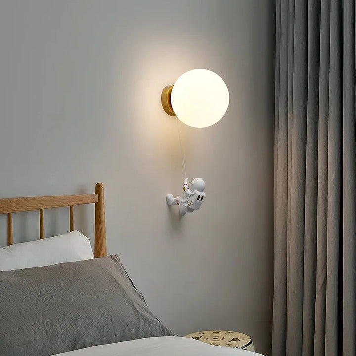 Moon and Astronaut Wall Lamp - LED Wall Light for Kids' Room, Playful Design, Energy-Efficient Night Light 5