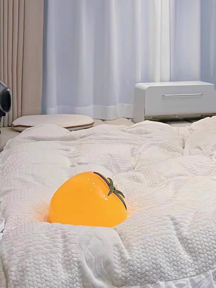 Tomato Glass Table Lamp, Integrated LED