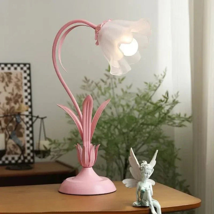Vintage Floral Table Lamp with Metal Base - Elegant Pastel Design for Bedside or Desk Use 2